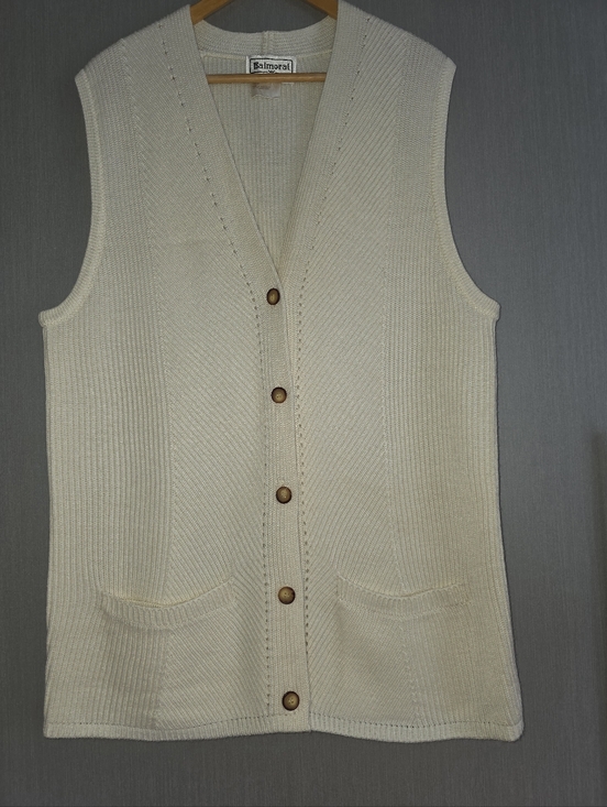 Balmoral Sweaters - Vintage Cream Wool Blend  Knit Button-Front Women's Sweater Vest Sz Large